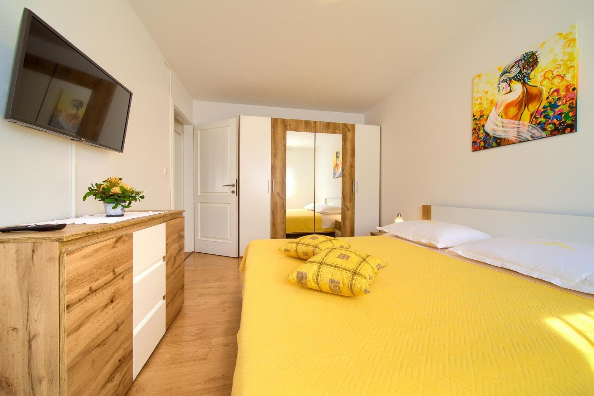 Meri Apartment Krk Town