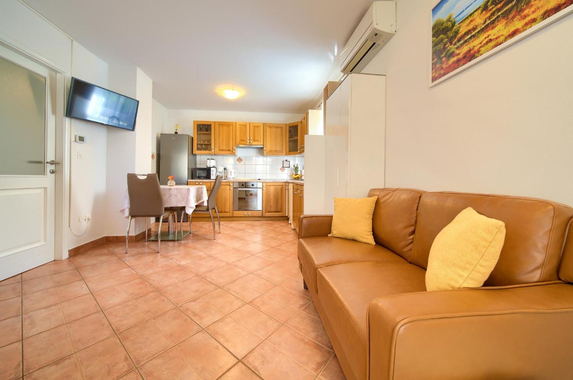 Apartment Meri Krk Town