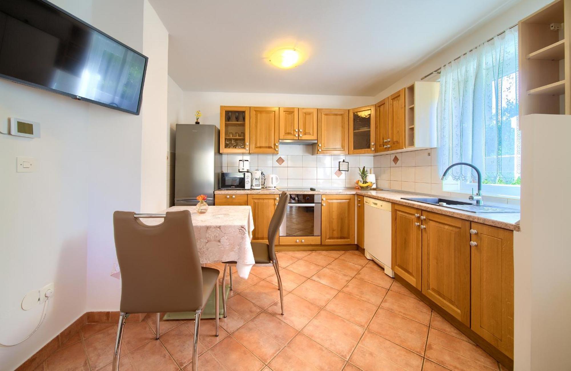 Meri Apartment *